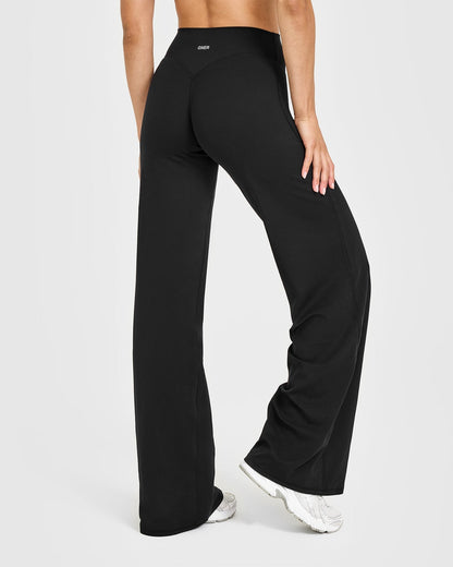 ShapeShift™ - Straight Leg Leggings